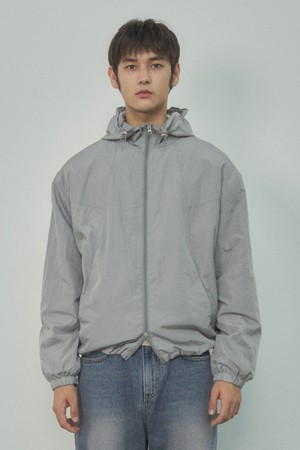 O30008 Glossy windbreaker