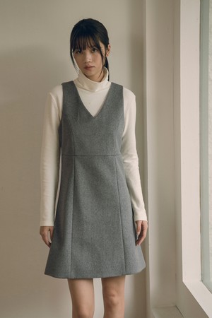 [23 WINTER] A3466 V-neck wool one-piece