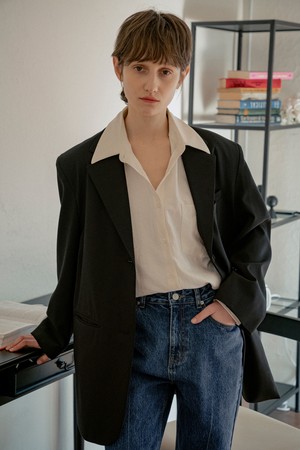 [25SS] O3748 2버튼 오버핏 블레이저