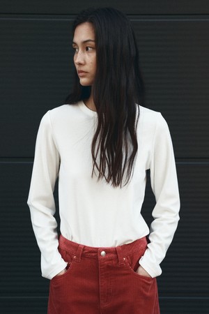 [25WINTER] A3559 에센셜 라운드 티셔츠