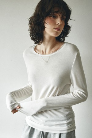 [26SPRING] A3565 울 블렌디드 롱 슬리브