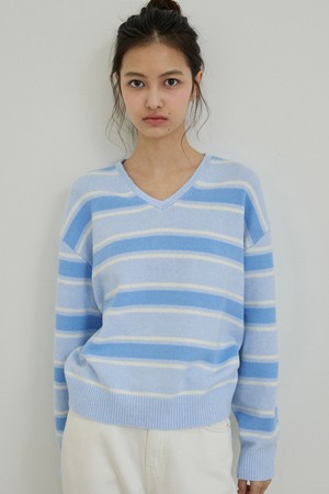 [26SPRING] KN4280 스트라이프 브이넥 니트