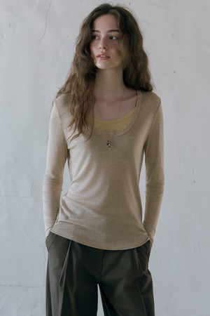 [26FALL] A3634 레이어드 U넥 티셔츠