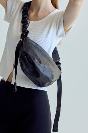 Daily Shirring Bag S_Vegan Leather Roast Black