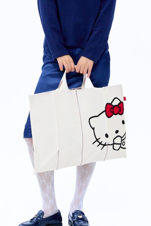 [바로배송]Lucky Pleats Knit XL Hello Kitty Vanilla