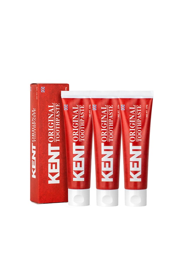 켄트 오리지널 치약_청량한 피톤치드향 120g 3개입입니다. 상쾌한 숲속을 연상시키는 피톤치드 민트향이 특징이며, 플라그 제거, 구취 예방, 충치 예방 및 구강 위생에 도움을 줍니다. 주요 성분으로는 이산화규소, 모노플루오로인산나트륨, 녹차추출물 등이 함유되어 있습니다. 매운맛이 없어 남녀노소 누구나 부담없이 사용할 수 있으며, 품질 보존을 위해 ABL 튜브 포장으로 제작되었습니다. 120g 용량으로 넉넉하게 사용 가능하며, 적당량을 칫솔에 묻혀 사용하고 사용 후에는 물로 깨끗하게 헹구어 주세요.
