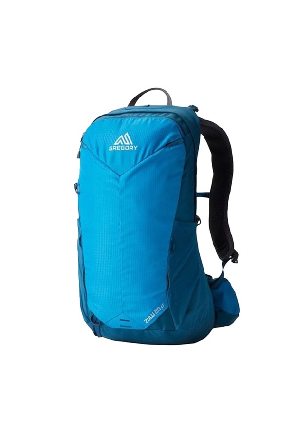 줄루20 LT - 호라이즌 블루 (AO571017)는 가볍고 통기성이 뛰어난 당일 산행 등산배낭입니다. 20L 미디엄 사이즈로, 나일론과 폴리에스테르 소재를 사용하여 내구성을 높였습니다. 무지 패턴에 사각 모양으로 디자인되었으며, 인체공학적 디자인과 바디휴깅 핏으로 편안한 착용감을 제공합니다. 지퍼형 잠금 방식과 어깨 하네스 시스템, 쉬운 접근성의 포켓은 하이킹과 백패킹에 유용합니다. 고프코어, 미니멀, 캐주얼 스타일의 등산룩, 캠핑룩, 여행룩에 잘 어울립니다.
