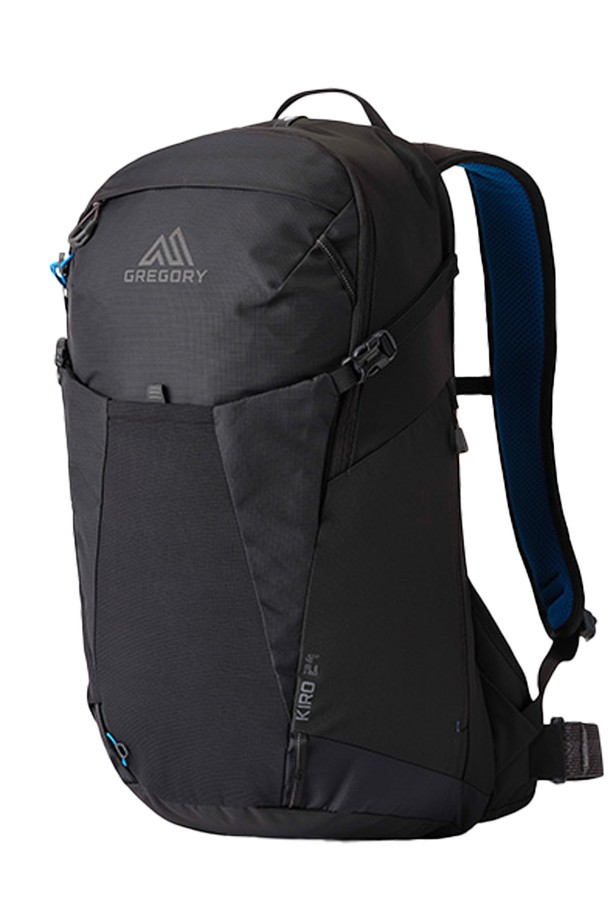 그레고리 키로24 - 알피네 블랙(ALPINE BLACK) 등산 배낭은 가볍고 실용적인 당일 산행용 배낭입니다. 블랙 색상의 무지 디자인에 나일론 소재를 사용하여 내구성을 높였으며, 미디엄 사이즈로 넉넉한 수납 공간을 제공합니다. 가방 모양은 사각형이며, 지퍼형 잠금 방식으로 내용물을 안전하게 보호합니다. 경량 기능과 사이즈 조절 기능으로 활동성을 더했으며, 등산룩, 캠핑룩, 여행룩 등 다양한 TPO에 활용 가능합니다. 고프코어, 캐주얼, 미니멀 스타일을 추구하는 분들께 추천합니다.
