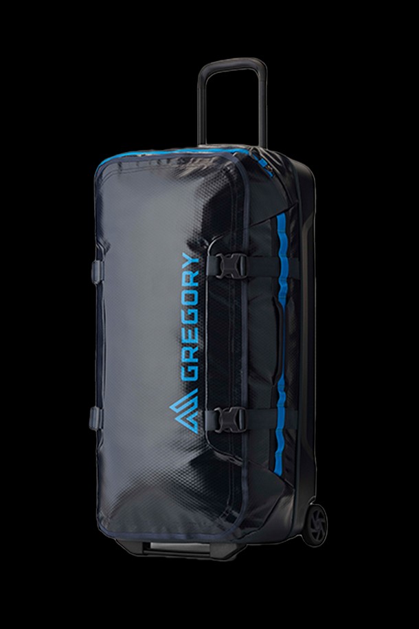 알파카 휠 더플 100 - 슬레이트 블루 (DL521016)는 여행, 스노우 스포츠, 등산에 적합한 라지 사이즈 더플백입니다. 폴리에스테르와 폴리카보네이트 소재로 제작되었으며, 100L의 넉넉한 용량을 자랑합니다. 방수 기능과 경량 설계를 갖춰 실용적이며, 알루미늄 핸들과 범퍼, 85mm 바퀴, YKK 지퍼 등의 디테일로 내구성을 높였습니다. 내부 압축 스트랩과 메쉬 포켓, 확장 가능한 상단 수납공간, TPU 코팅과 하이브리드 디자인이 특징입니다. 미니멀, 스포티, 클래식 스타일의 여행룩, 등산룩, 해외 출장룩에 잘 어울립니다.
