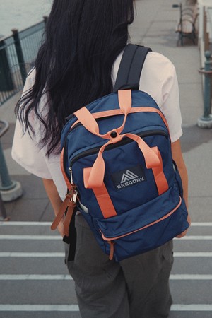 이지피지데이 - DEEP NAVY X PINK 백팩 18L (09JU1168)