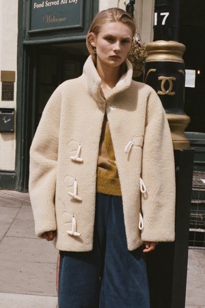 [22WT] REVERSIBLE MUSTANG WOOL COAT - IVORY