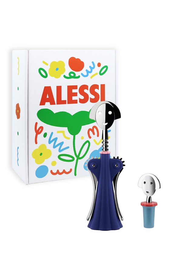 알레시(Alessi) 알레시 안나 G + 안나 와인캡2 블루 기프트 세트는 여성 피규어 디자인의 와인 오프너와 와인캡으로 구성된 주방용품 기프트 세트입니다. 아연 합금, 플라스틱, 에틸렌-비닐 아세테이트 등의 고급 소재로 제작되었으며, 발레리나를 모티브로 한 디자인이 특징입니다. 회전식 헤드와 움직이는 팔 디자인으로 사용의 재미를 더하며, 와인 오프닝 및 보관 기능을 제공합니다. 알레산드로 멘디니(Alessandro Mendini)의 디자인으로 크롬 도금 처리되어 세련된 느낌을 선사하며, 선물용 패키지로 특별함을 더했습니다.
