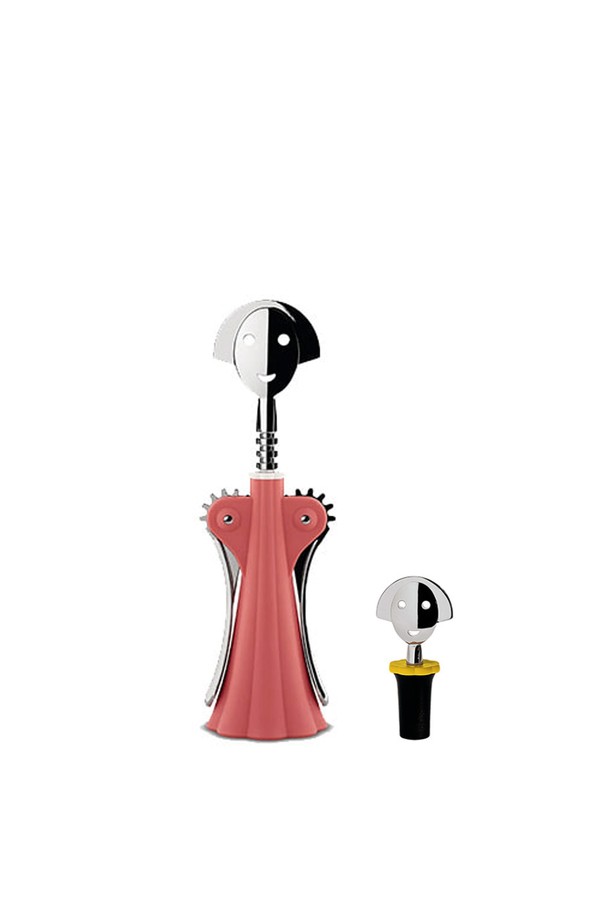 알레시 안나G + 안나 와인캡2 블랙 기프트 세트는 와인 오프너와 와인 스토퍼로 구성된 특별한 선물 세트입니다. 매력적인 발레리나를 모티브로 한 여성 피규어 디자인이 특징이며, 알레산드로 멘디니의 디자인으로 제작되었습니다. 와인 오프너는 움직이는 팔 디자인과 웃는 얼굴이 돋보이며, 와인 보관 기능도 제공합니다. 본 세트는 아연 합금, 플라스틱, 에틸렌-비닐 아세테이트 공중합체 등의 소재로 만들어졌으며, 블랙, 옐로우, 레드, 딥블루, 핑크의 다양한 컬러 옵션을 제공합니다. 알레시 콜라보레이션으로 제작되어 선물용으로도 손색없는 완벽한 아이템입니다.
