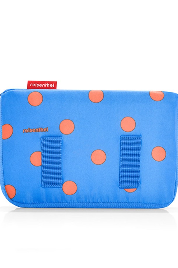 [라이젠탈] 미니맥시 럭색 아주르도트 RSTAP4058는 여성용 백팩으로, 산뜻한 아주르 블루 컬러에 귀여운 도트 패턴이 돋보입니다. 14L의 넉넉한 수납공간을 제공하며, 접이식, 발수, 경량 기능으로 실용성을 더했습니다. 재활용 PET 소재를 사용하여 환경까지 생각한 미니맥시 럭색은 지퍼형 외부 포켓과 내장 파우치를 갖추고 있어 일상, 여행, 쇼핑 등 다양한 용도로 활용하기 좋습니다.
