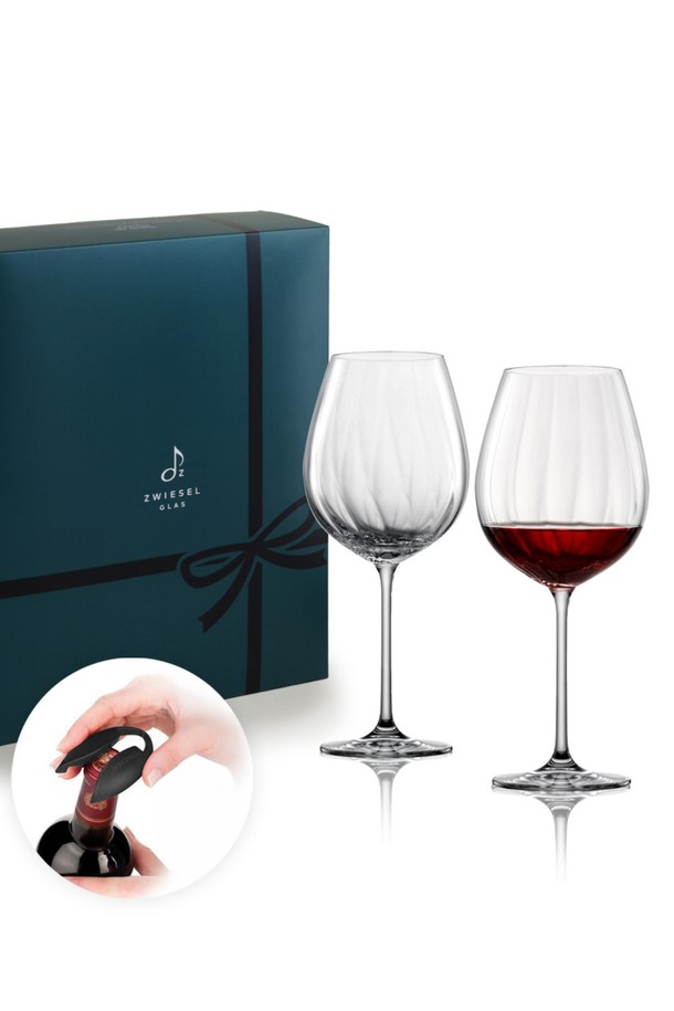 [즈비젤글라스] 프리즈마 와인잔은 티타늄과 지르코늄 성분을 함유한 크리스탈 글라스 와인잔입니다. 높은 투명도와 광택, 뛰어난 내구성을 자랑하며 맑고 아름다운 울림을 선사합니다. 무연, 무바륨으로 제작되어 안심하고 사용할 수 있으며, 유연한 스템 디자인이 특징입니다. 레드와인잔, 올라운드잔, 화이트와인잔, 보르도와인잔 2P씩 구성되어 있으며, 와인 시음 및 고급 다이닝에 적합합니다. 호일커터가 함께 증정됩니다.
