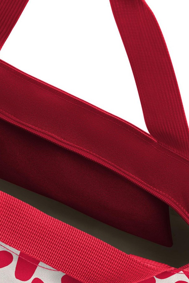 [라이젠탈] 쇼퍼백 M 데이지 레드는 여성용 쇼퍼백으로, 화사한 플라워 패턴과 데이지 레드 컬러가 돋보이는 가방입니다. 15L의 넉넉한 수납 공간과 방수 및 내구성이 뛰어난 폴리에스터, 재생 PET 소재를 사용하여 쇼핑, 수영, 스포츠 등 다용도로 활용할 수 있습니다. 내부 지퍼 포켓, 어깨끈, 안정적인 바닥 구조를 갖춘 실용적인 디자인으로, M 사이즈의 사각 형태 쇼퍼백입니다.
