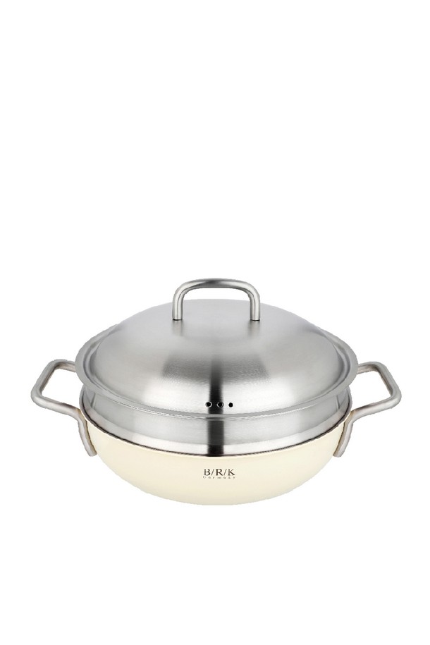 [BRK] 노르딕 통5중 WOK 24cm은 크림 화이트(밀크) 색상으로 주방에 산뜻함을 더하는 웍/팬입니다. 열효율성과 에너지 절감에 탁월하며, 빠른 열전도와 변형 방지 기능으로 더욱 안전하고 효율적인 조리가 가능합니다. 돔형 뚜껑, 스팀홀, 푸어링 림, 스커 용접 핸들, 통5중 구조로 디자인되었으며, 찜 요리, 탕 요리, 웍 요리, 저수분 요리 등 다양한 요리에 활용할 수 있습니다.

