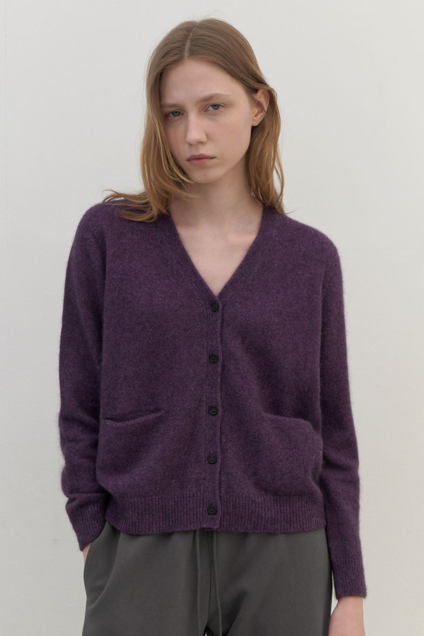 AYU - 가디건 - [24FW] ﻿v-neck raccoon knit cardigan- purple