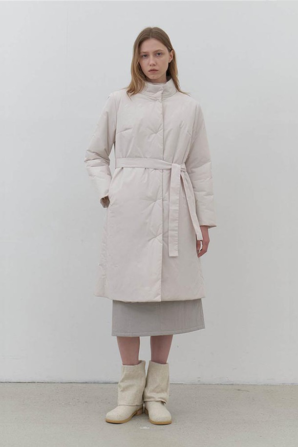 AYU - 코트 - [24FW] recycle belted padding coat-ivory