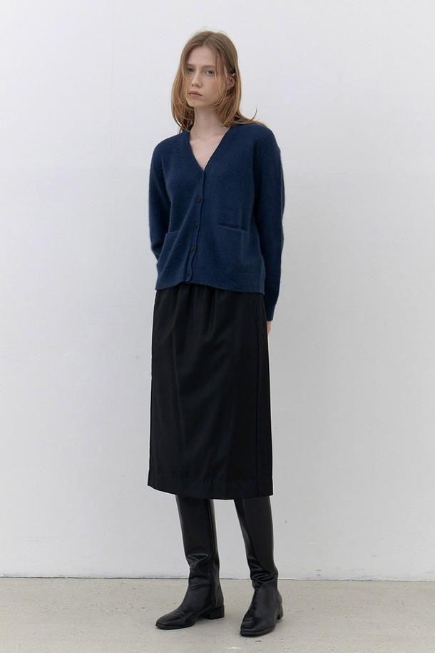 AYU - 미디스커트 - [24FW] cashmere h line skirt-black