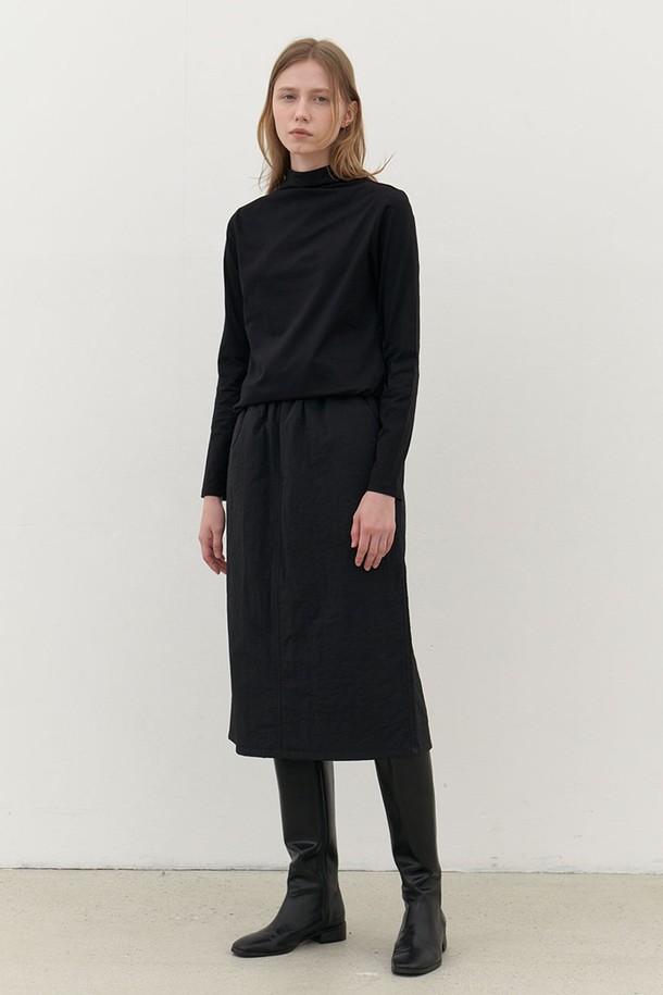 AYU - 미디스커트 - [24FW] recycle padding skirt-black