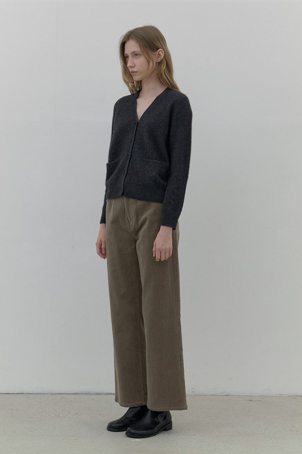 AYU - 롱/미디팬츠 - [24FW] corduroy semi wide pants-khaki grey