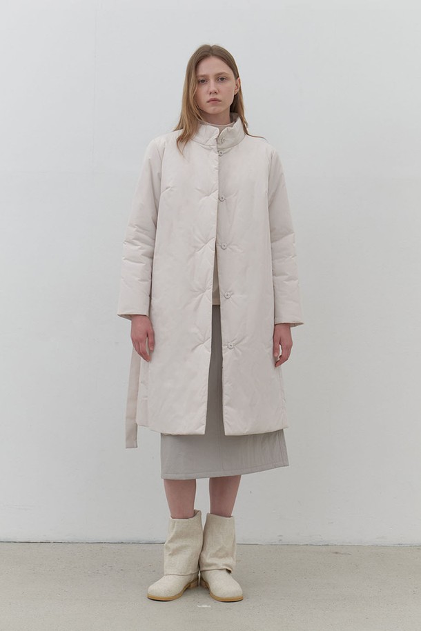 AYU - 코트 - [24FW] recycle belted padding coat-ivory