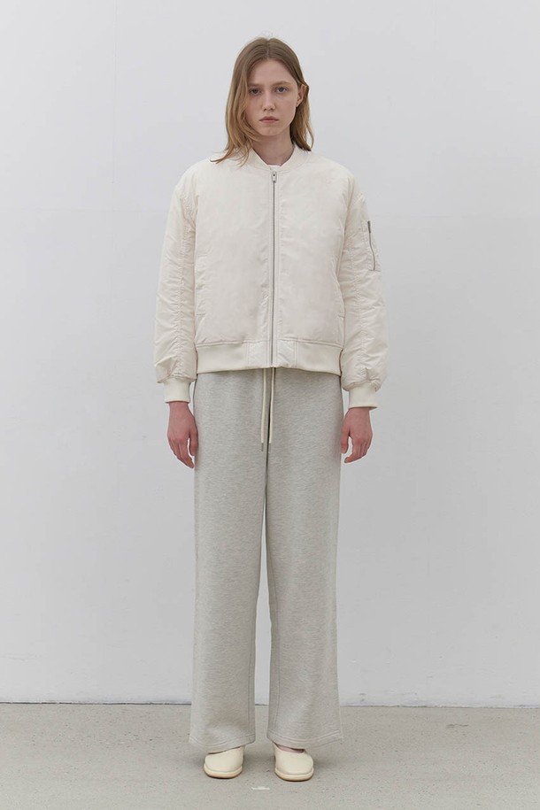 AYU - 자켓 - [24FW] recycle padding bomber jumper-ivory