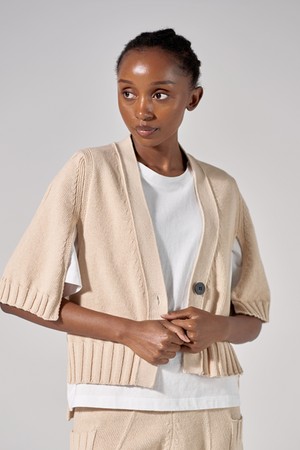 CAPE SLEEVE CARDIGAN (BEIGE)