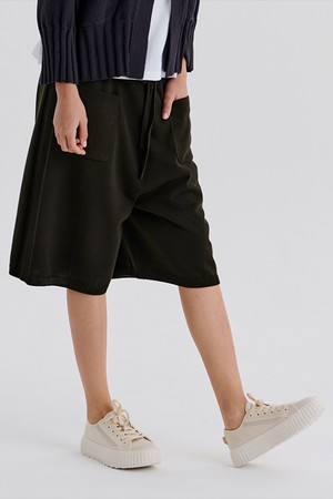 WHOLEGARMENT SHORT PANTS (COCOA)