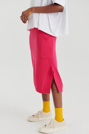 RIB POINT SKIRT (PINK)