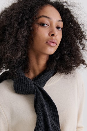 MINI MUFFLER (CHARCOAL)