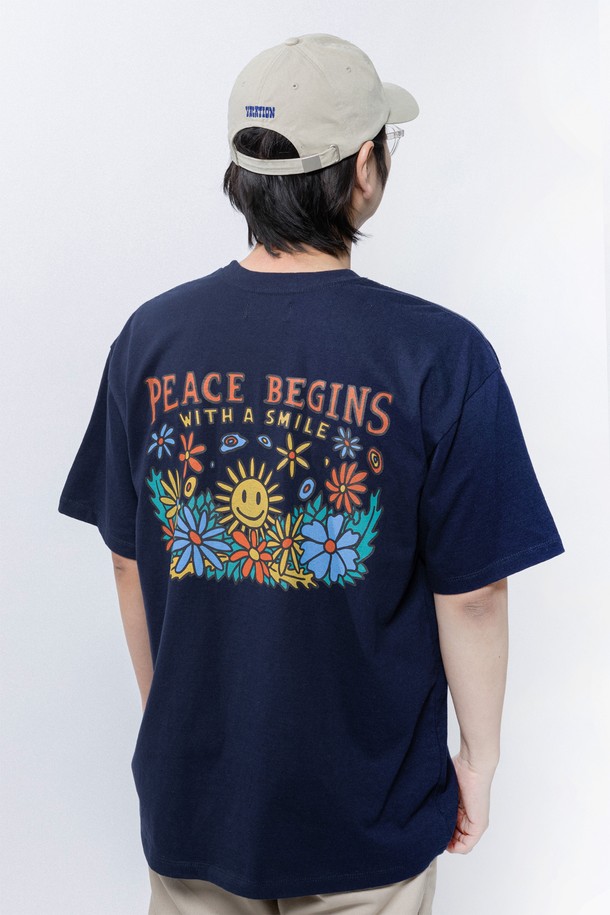 BIG WAVE - 반팔티셔츠 - [BIG WAVE] PEACE BEGINS SMILE T-SHIRT (3 COLOR)