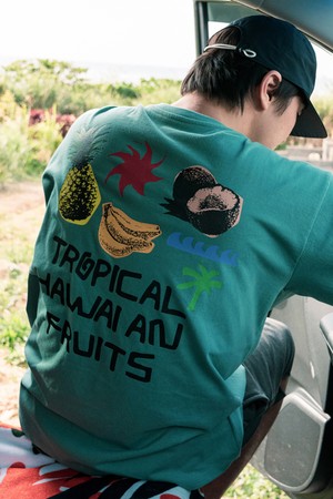 트로피컬 하와이안 티셔츠 (마티니 블루)