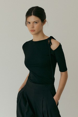 Cut-off strap sleeve (black)