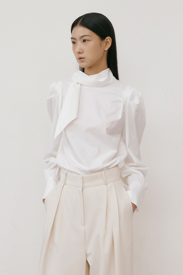 Lucir zu - 블라우스 - Ribbon Silky Blouse (white)