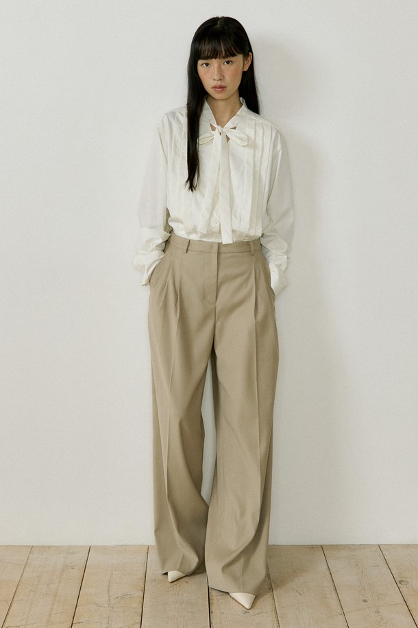 Lucir zu - 롱/미디팬츠 - Low Rise Wide Slacks (beige)