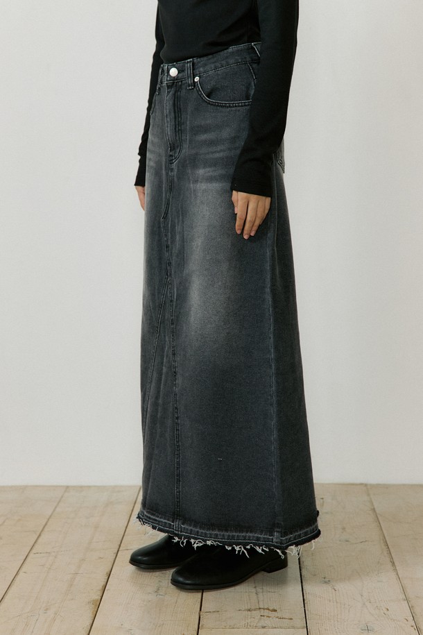 Lucir zu - 롱스커트 - Mid-Rise Denim Long Skirt (black)