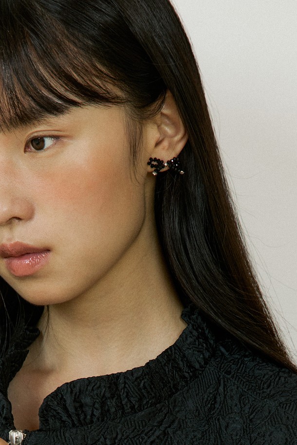 Lucir zu - 귀걸이 - Onyx Ribbon Earring