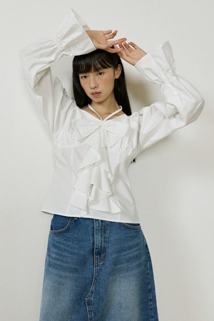 Ribbon Drape Halterneck Blouse (white)