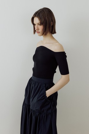 Upper Lips Knit (black)