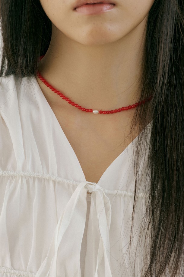 Lucir zu - 목걸이 - Pearl Pendant Onyx Necklace (red)