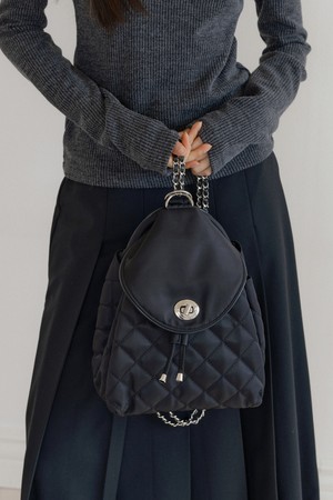 Convertible Quilted Chain Bag (black)