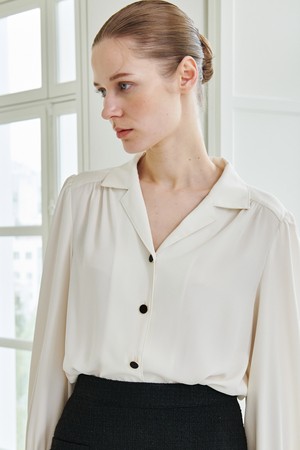 Shirring Notched Collar Blouse - Ivory