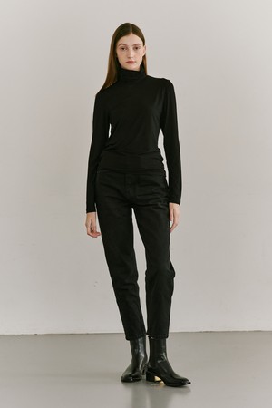 Slim Fit Turtleneck T-Shirt - Black