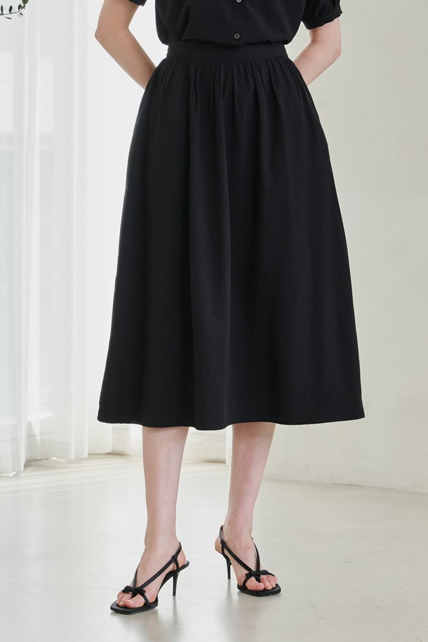 NOUVE - 롱스커트 - Flare Shirring Skirt - Black