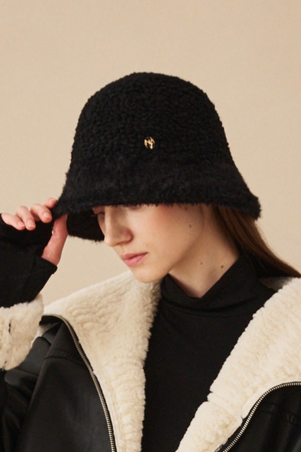 NOUVE - 모자 - Boucle Fur Bucket Hat - Black