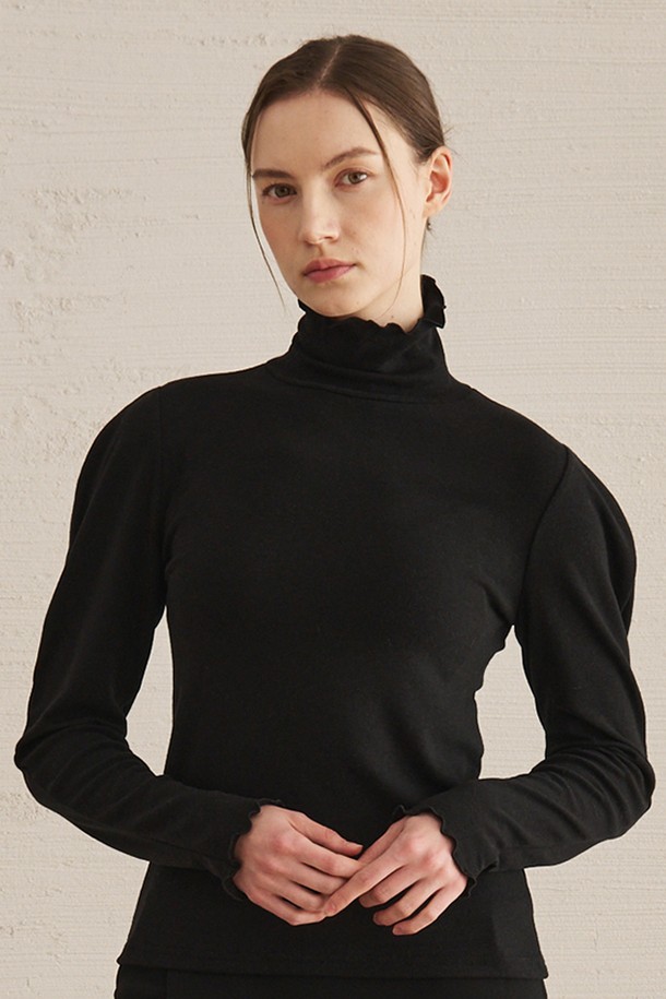 NOUVE - 긴소매 티셔츠 - Puff Sleeve Turtleneck T-Shirs - Black