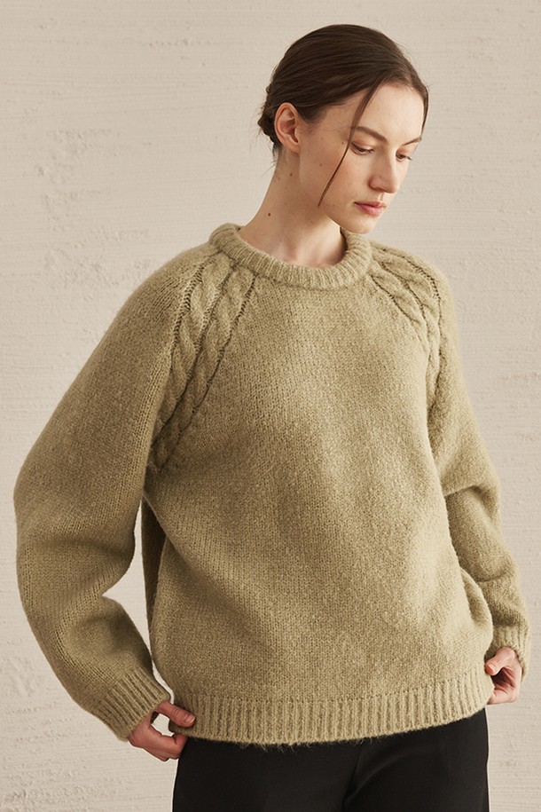 NOUVE - 스웨터 - Round Neck Wool Knit - Olive