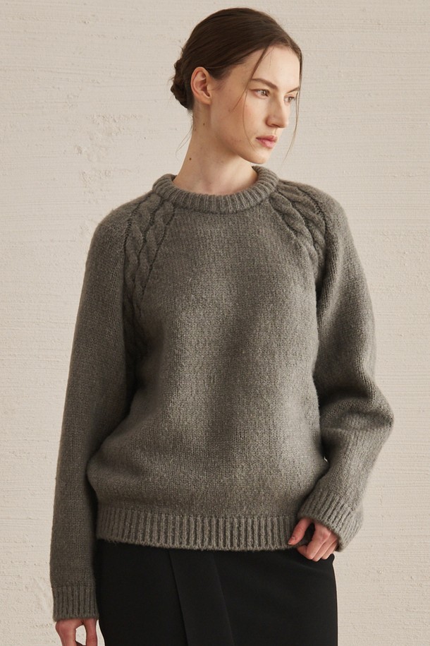 NOUVE - 스웨터 - Round Neck Wool Knit -M. Gray